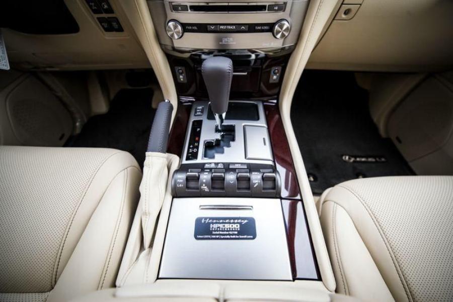  Lexus LX570 by Hennessey Performance 2014 года  (фото 4 из 12)